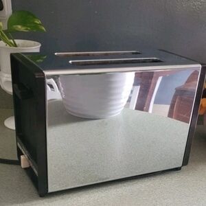 Vintage GE General Electric Toaster 2 Slice Chrome & Brown USA Works Tested